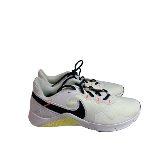 Size 10 Nike Women's Legend Essentials 2 Sneaker White CQ9545 - Picture 3 of 11